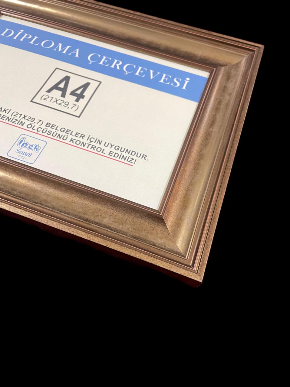 A4 Boyutunda Bakırımsı Altın