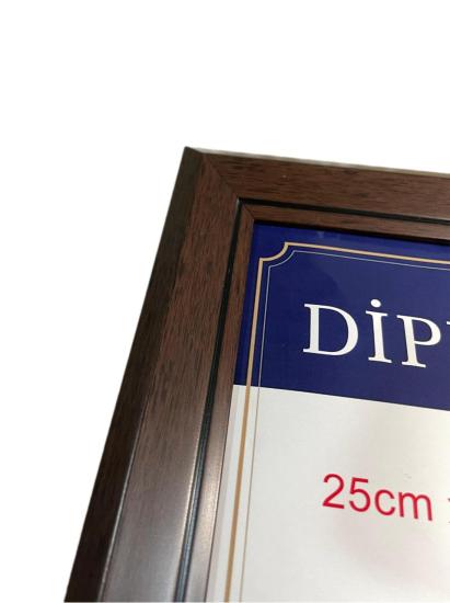 Diploma Çerçevesi 25x35 Boyutta Kahverengi