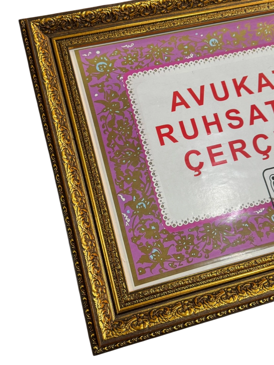 Avukatlık Ruhsatname Çerçevesi -Varak Motifli Altın Renk - 33 x 48
